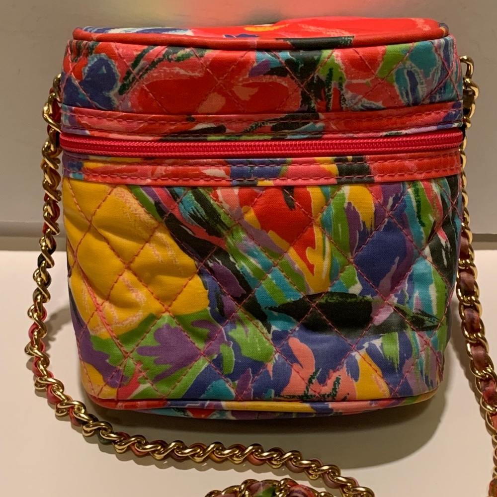 NWOT- KEN DONE MINI SHOULDER BAG.